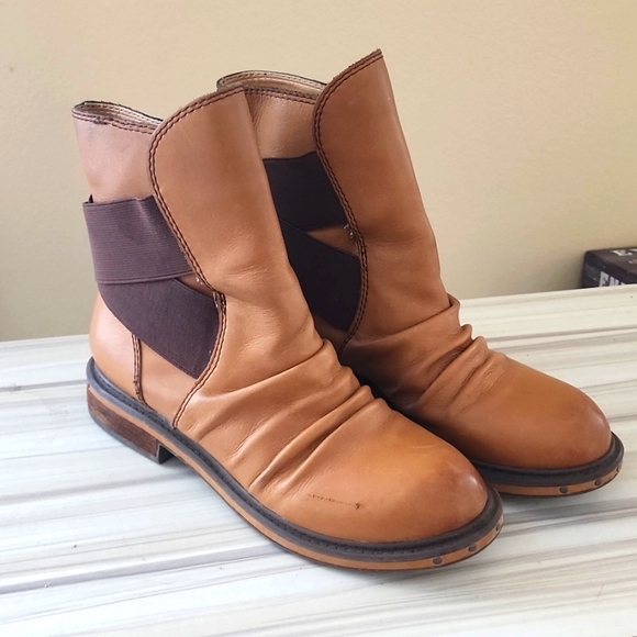 Naya Mirage Leather Ankle Boots Tan Size 6.5 - Picture 2 of 13